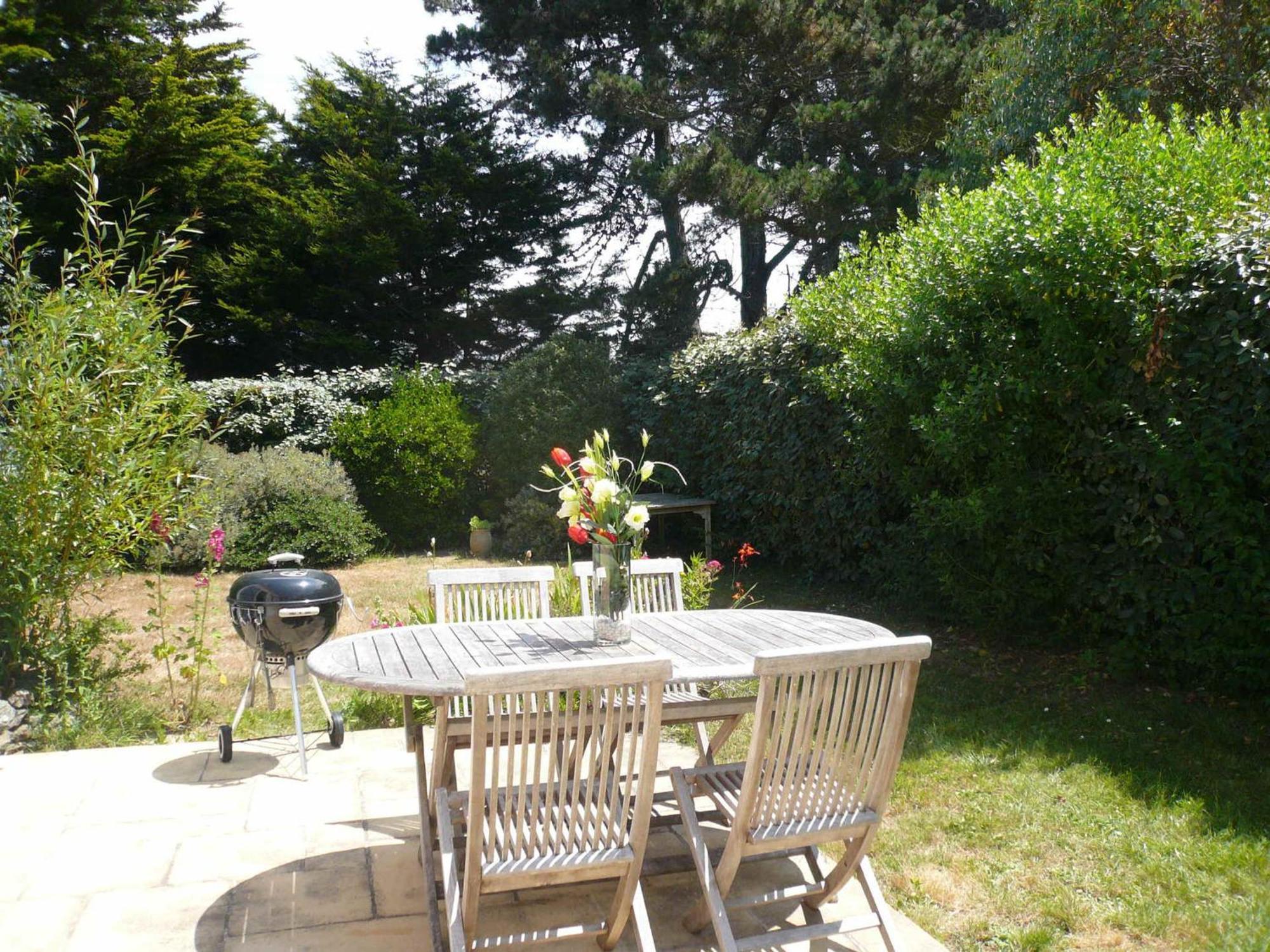 Charmante Maison A Sauzon Avec Grand Jardin, Proche Commerces Et Plage - Fr-1-418-82 外观 照片
